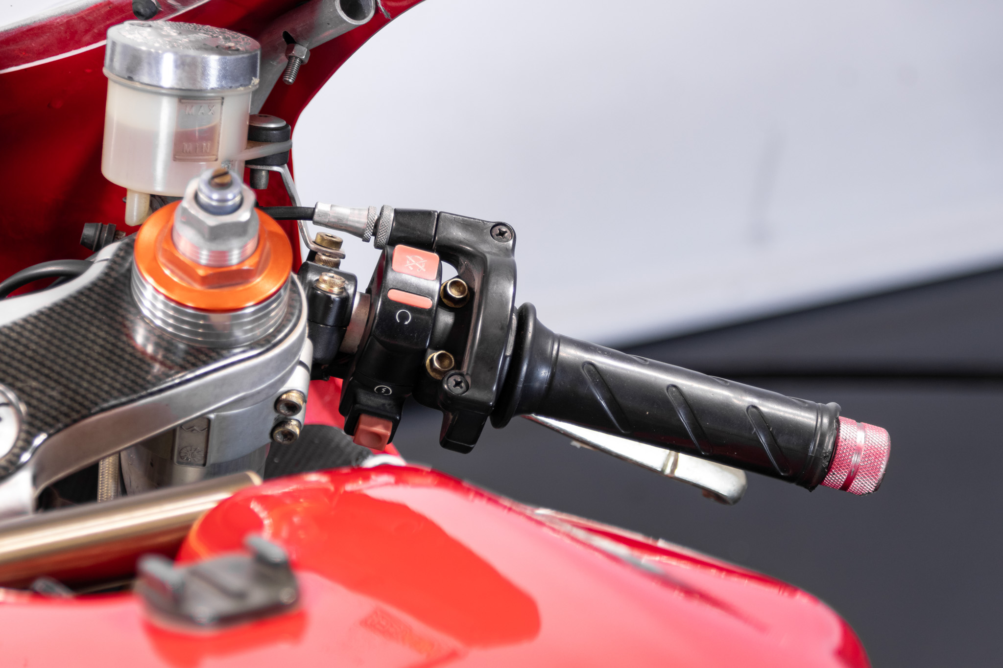 Ducati 748 
