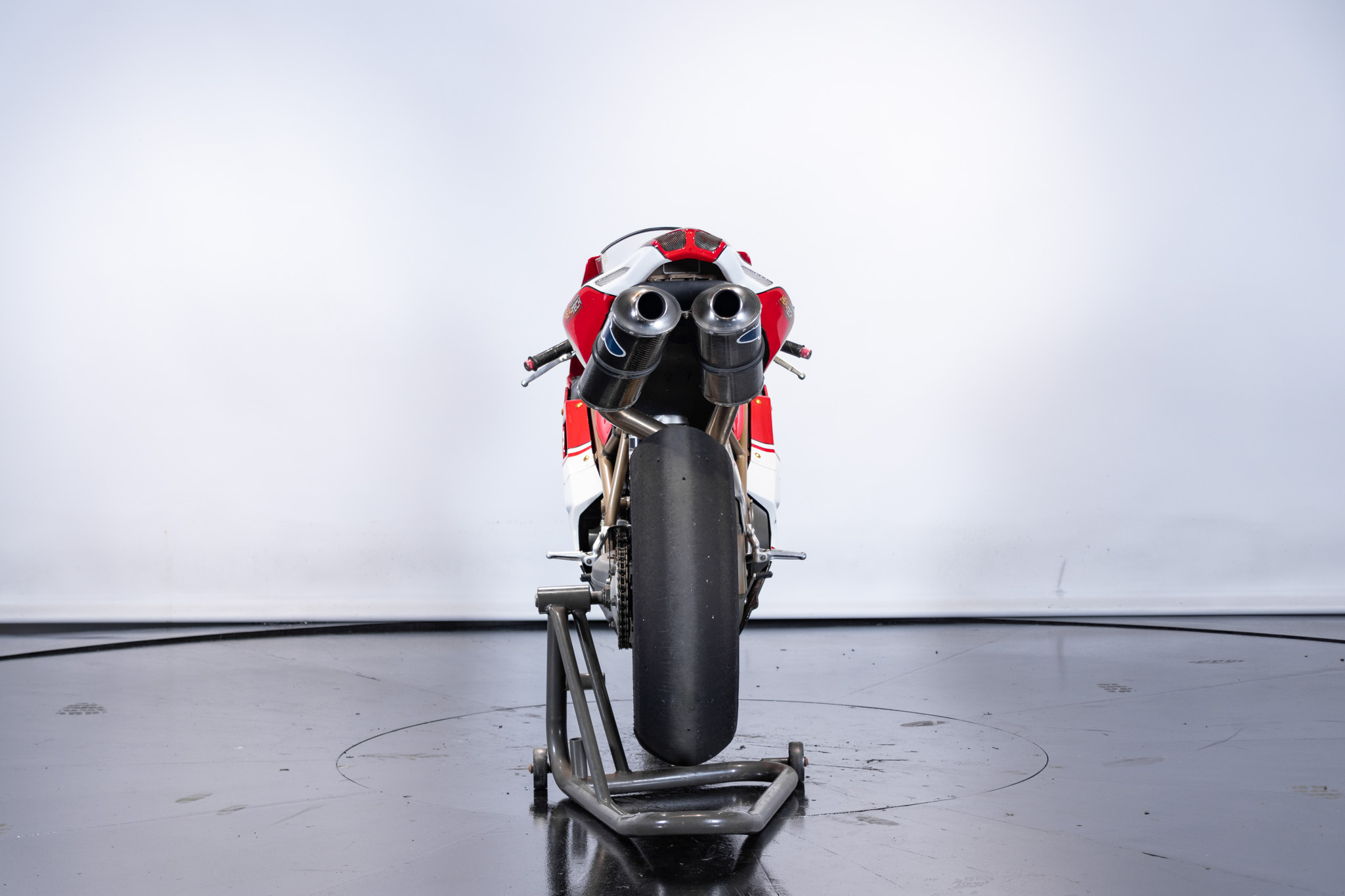 Ducati 748 