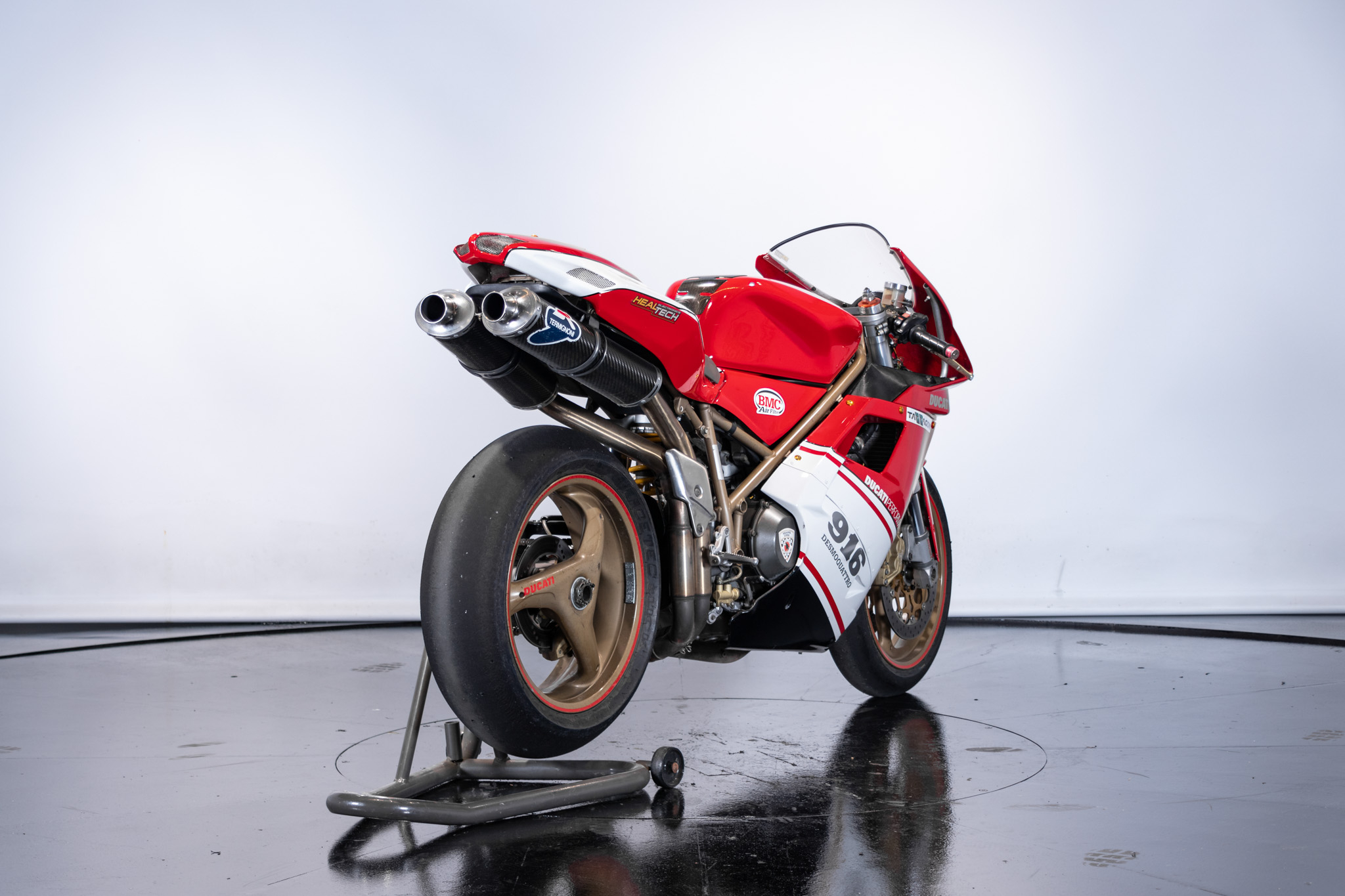 Ducati 748 