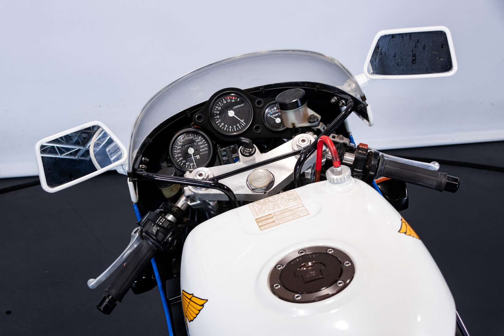 Honda HONDA VFR 750 R (RC30) ALA ORO   