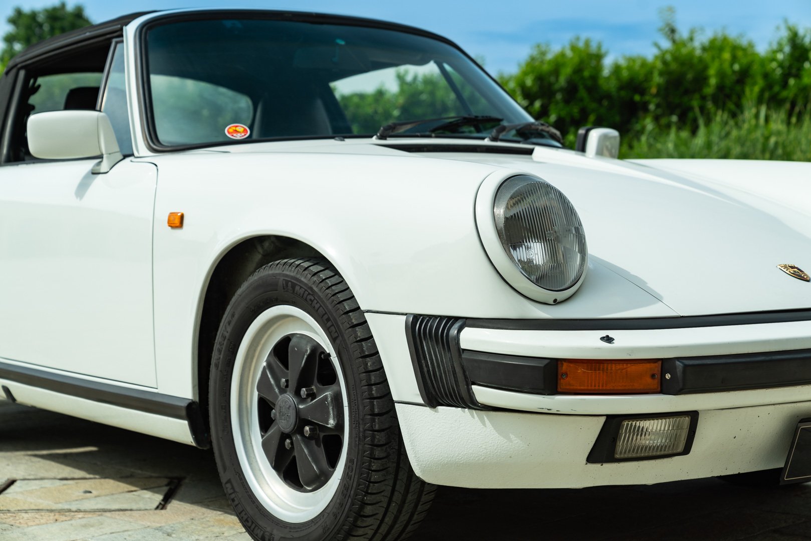 Porsche 911 CARRERA 3.2 CABRIOLET 