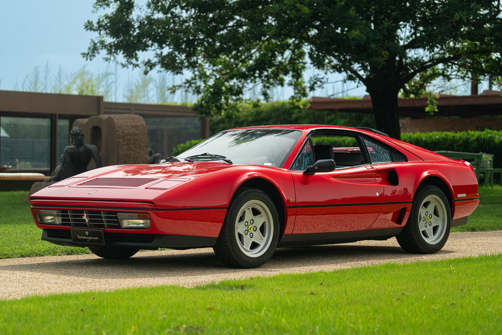 Ferrari 208 GTB TURBO 