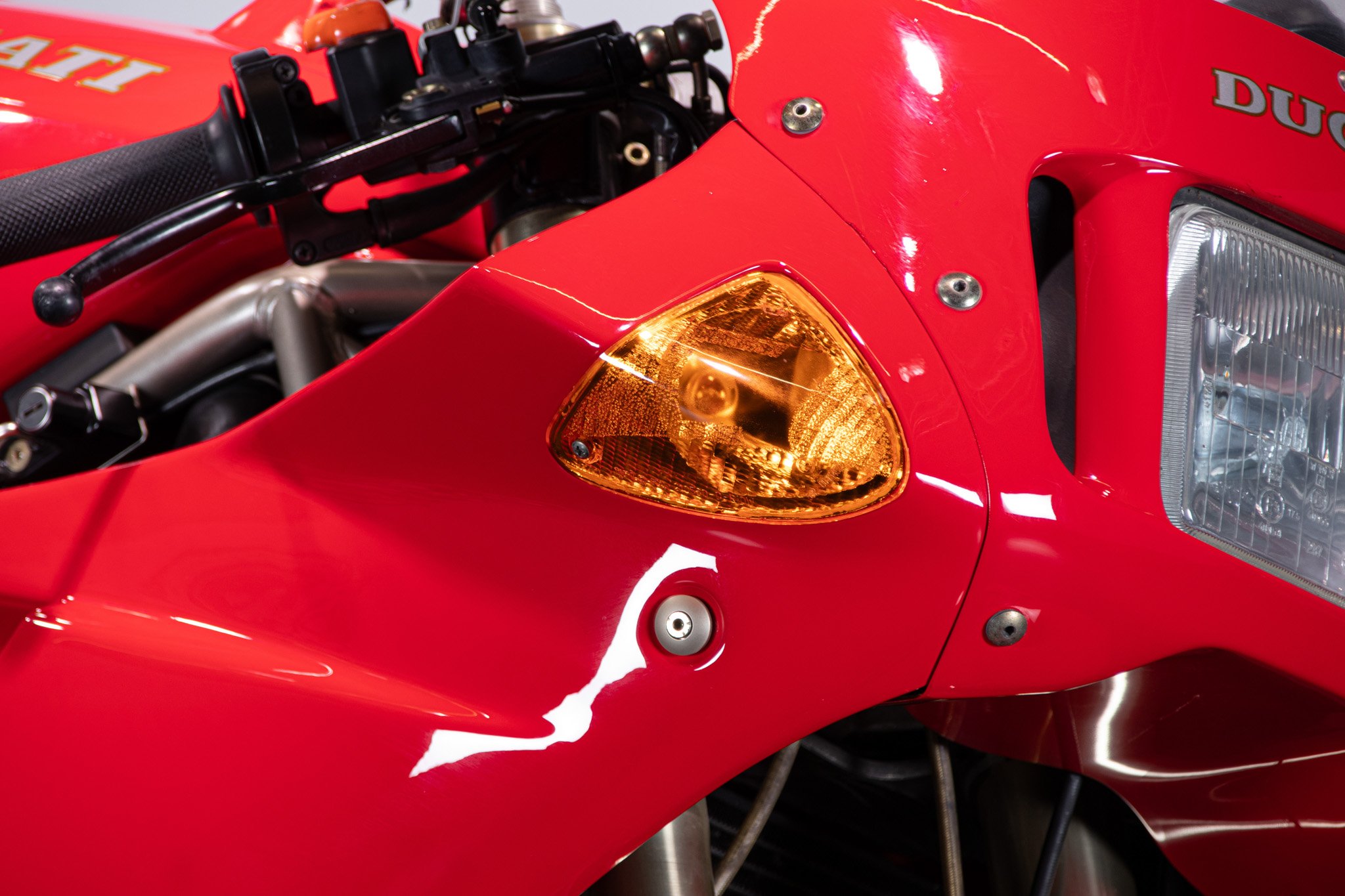 Ducati SUPERBIKE 888 DESMOQUATTRO 