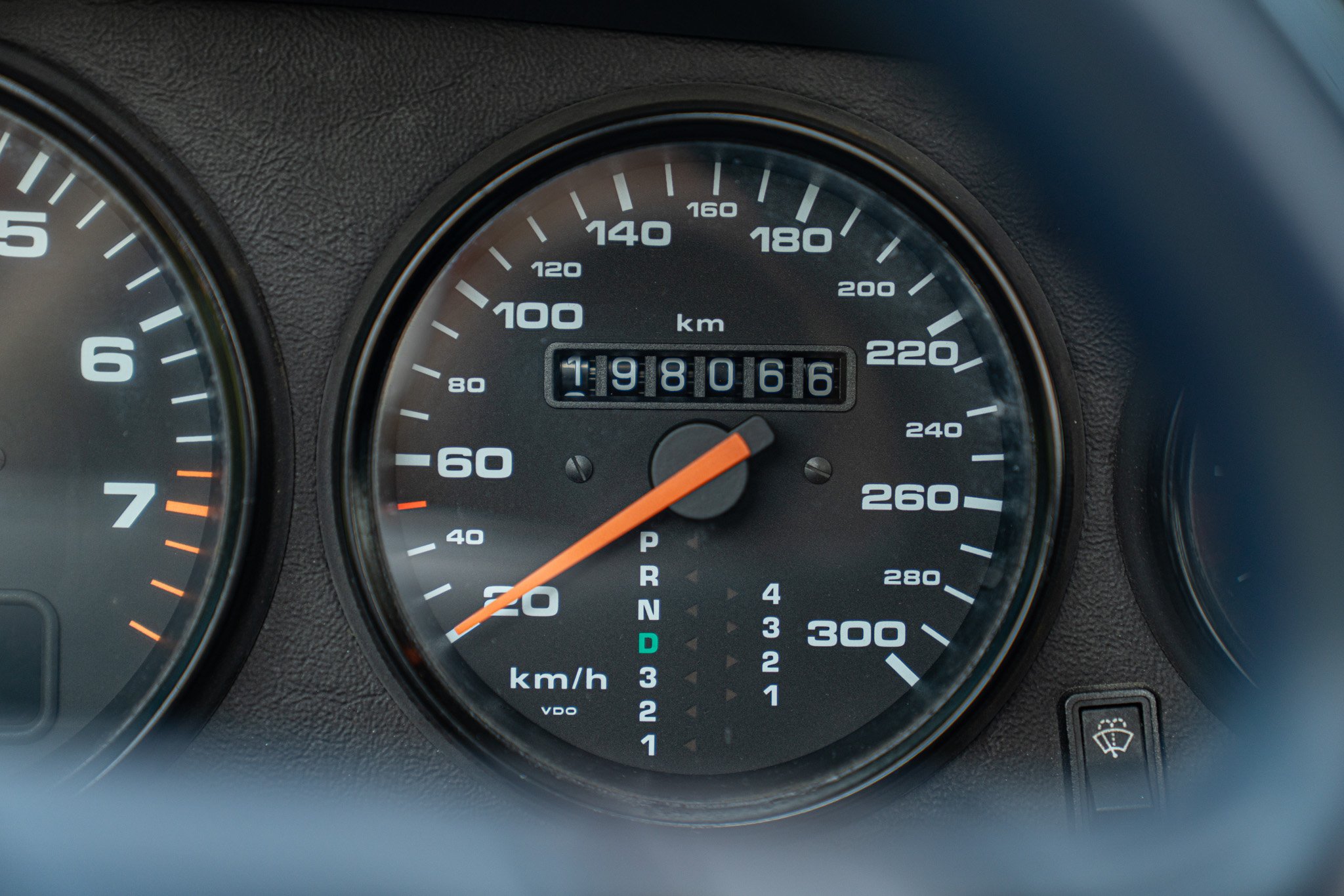 Porsche 964 (911) CARRERA 2 CABRIOLET 