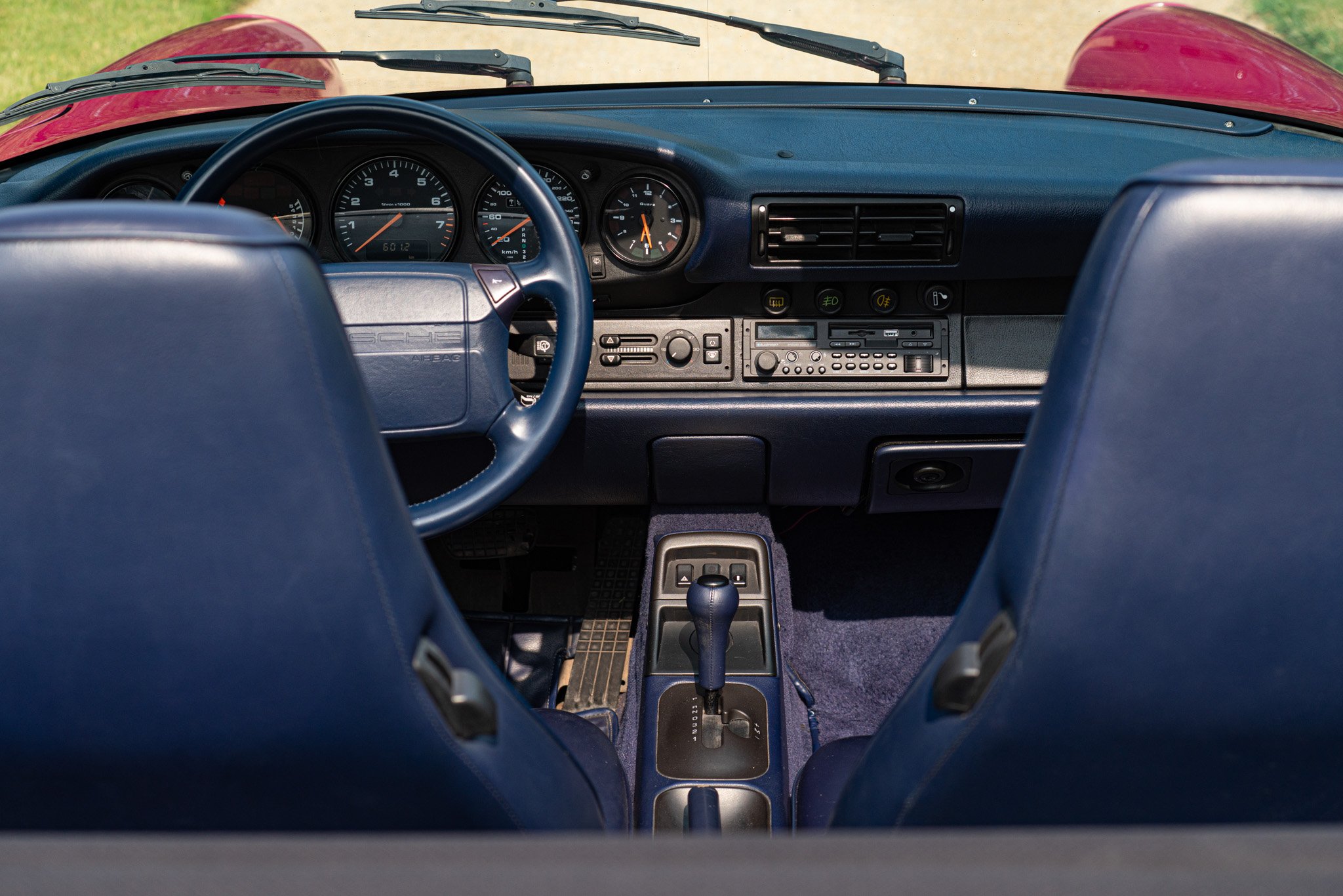 Porsche 964 (911) CARRERA 2 CABRIOLET 