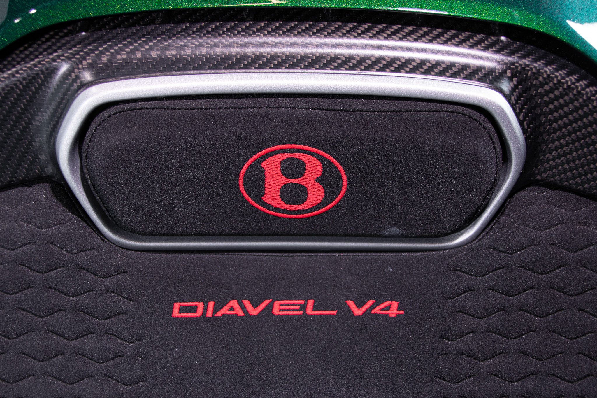 Ducati DUCATI DIAVEL V4 BENTLEY 
