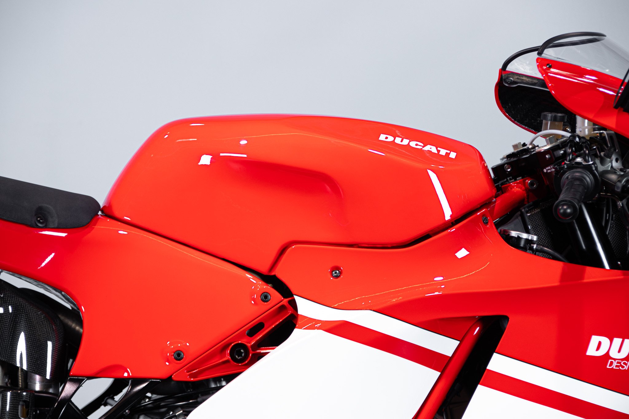 Ducati DUCATI DESMOSEDICI RR 