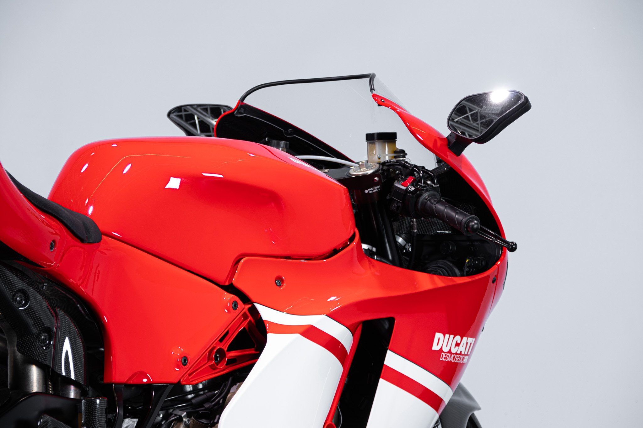 Ducati DUCATI DESMOSEDICI RR 