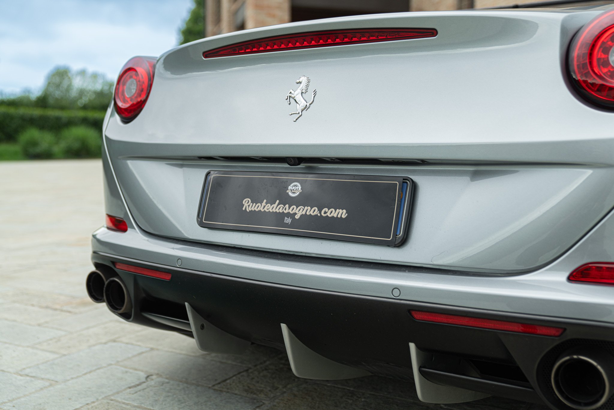 Ferrari CALIFORNIA T 
