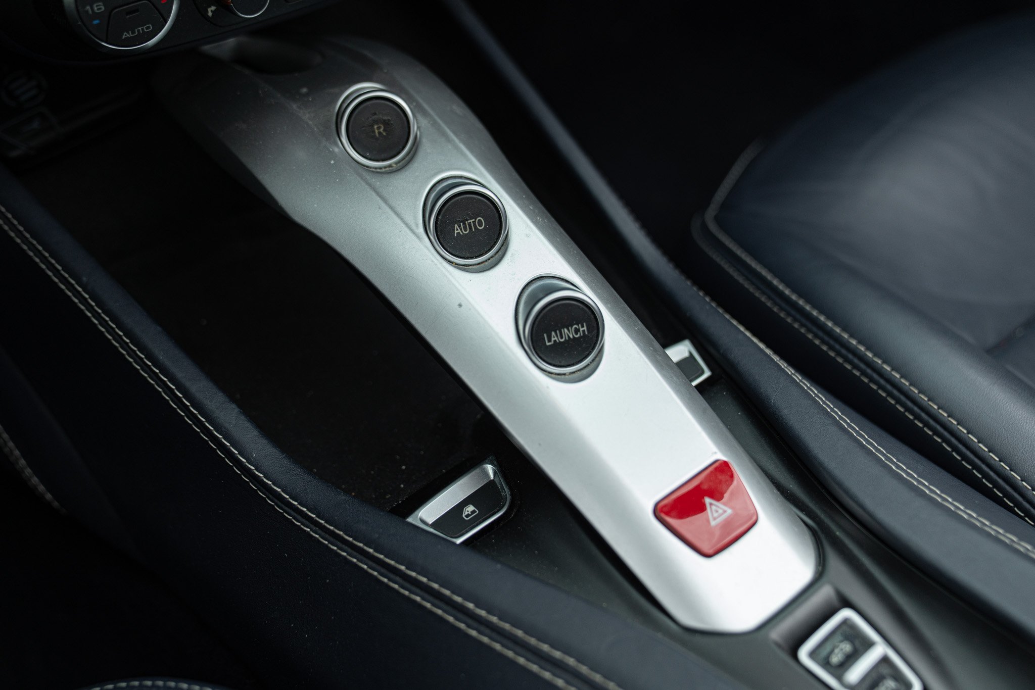 Ferrari CALIFORNIA T 