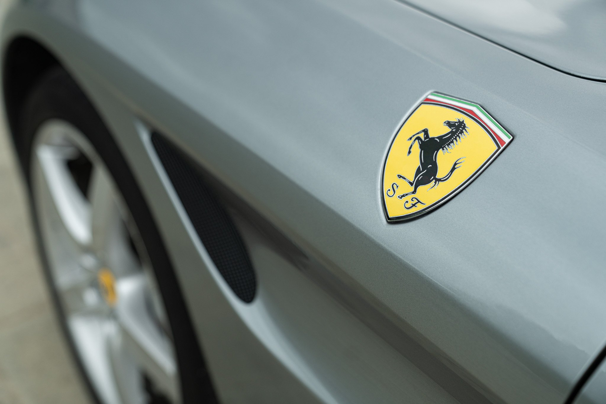 Ferrari CALIFORNIA T 