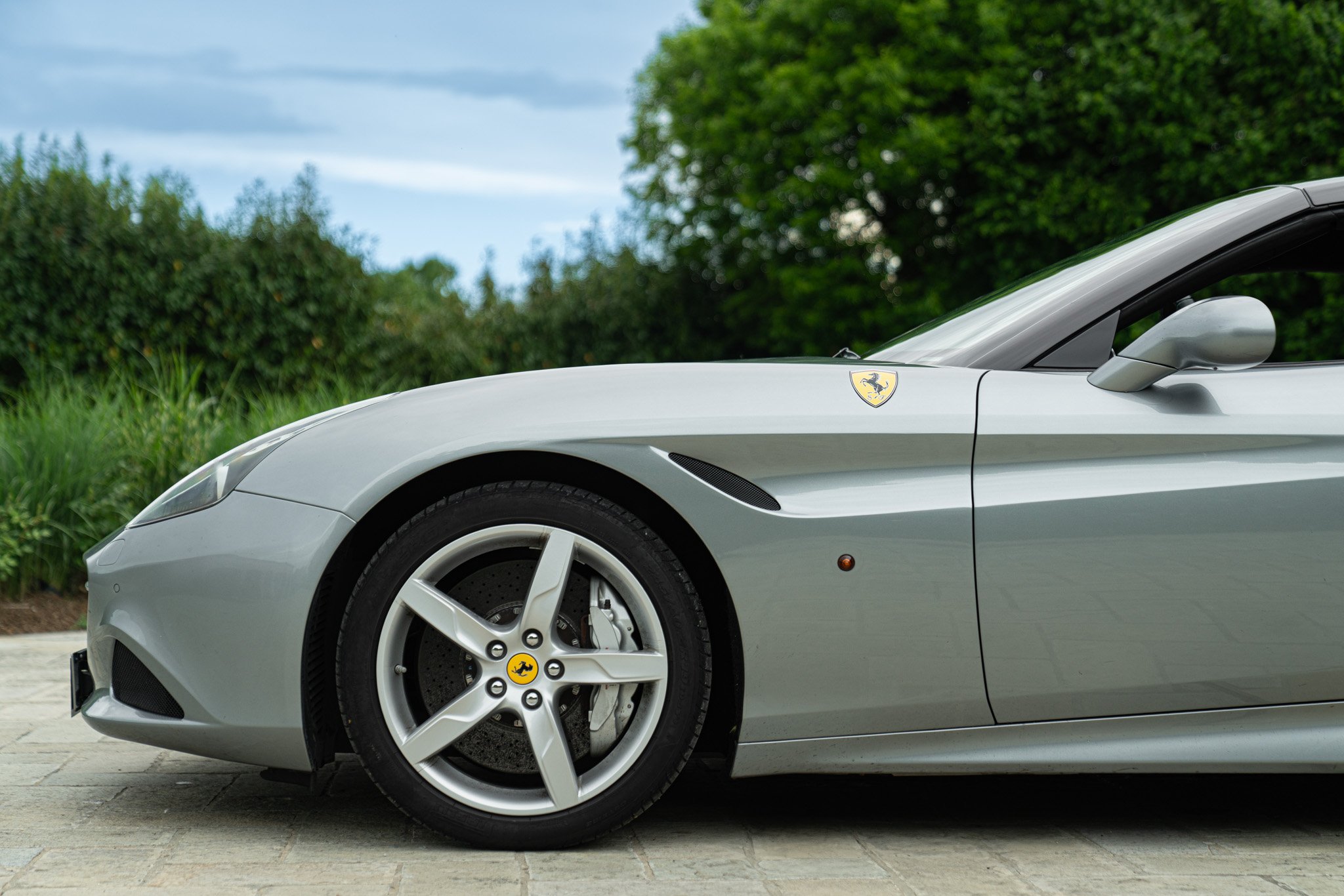 Ferrari CALIFORNIA T 
