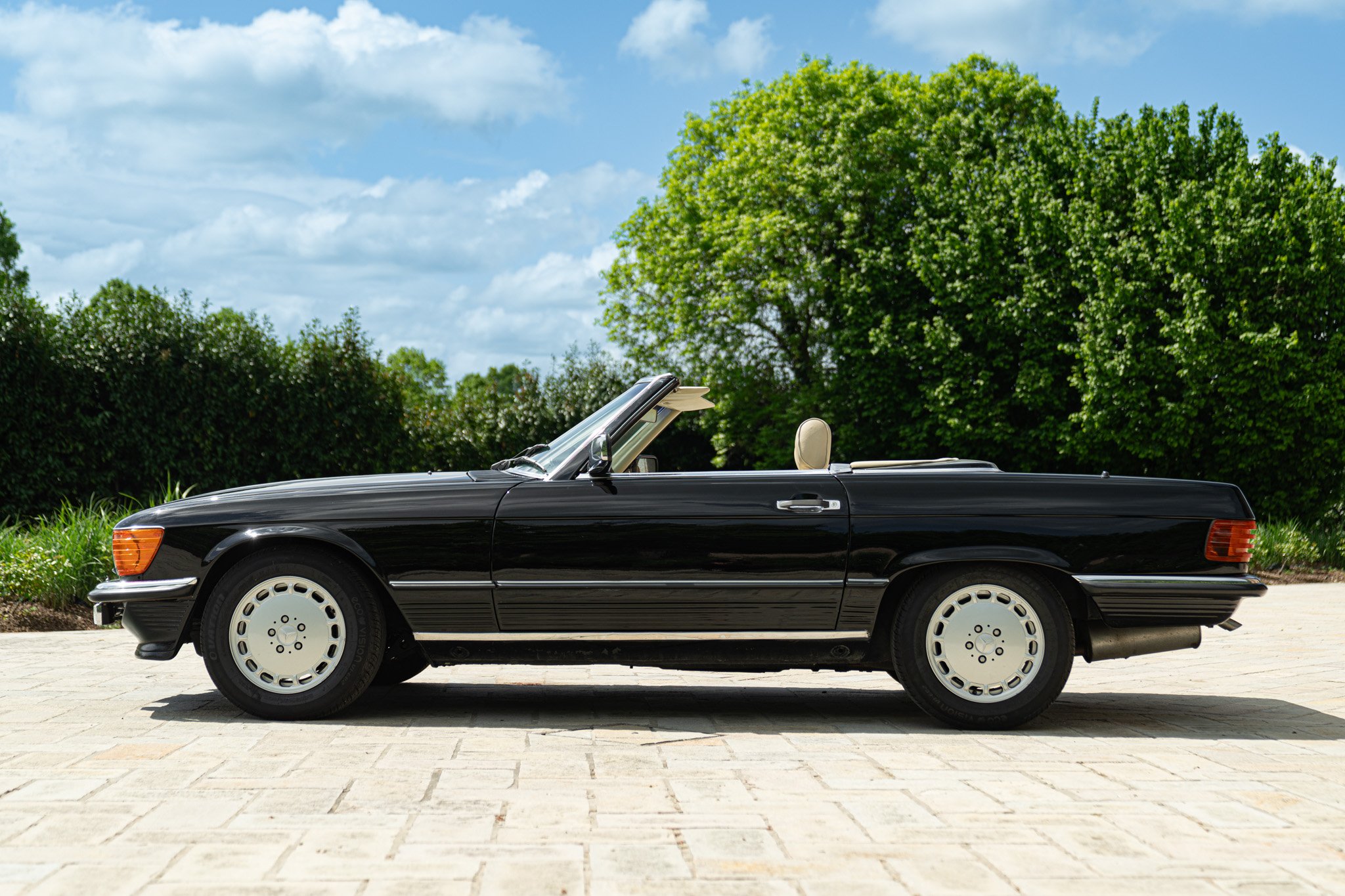 Mercedes Benz 300 SL 
