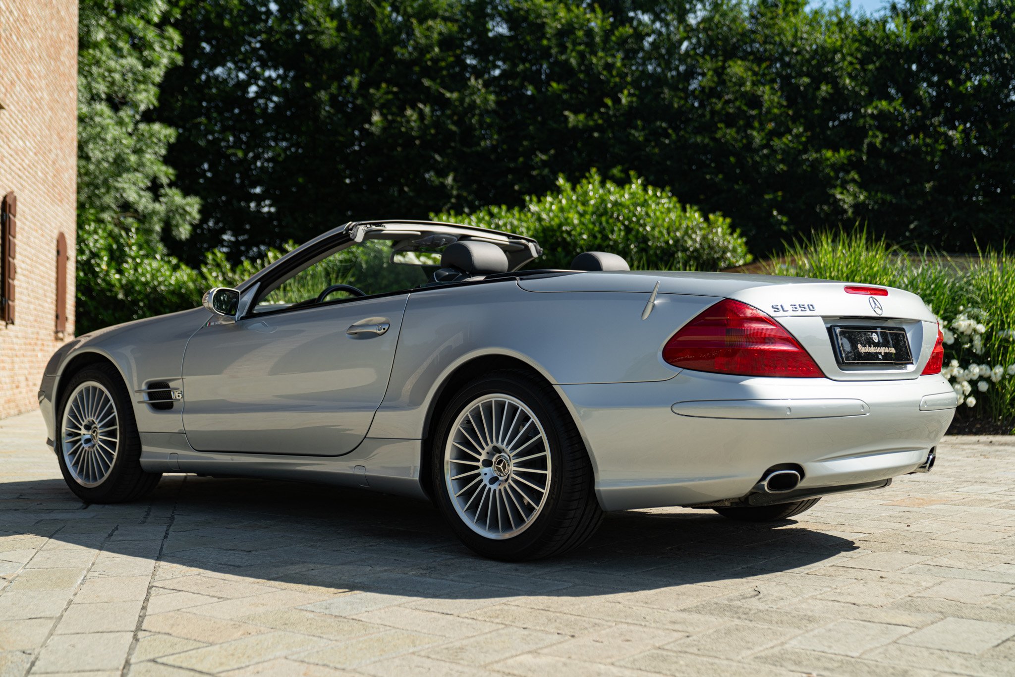 Mercedes Benz 350 SL AMG 
