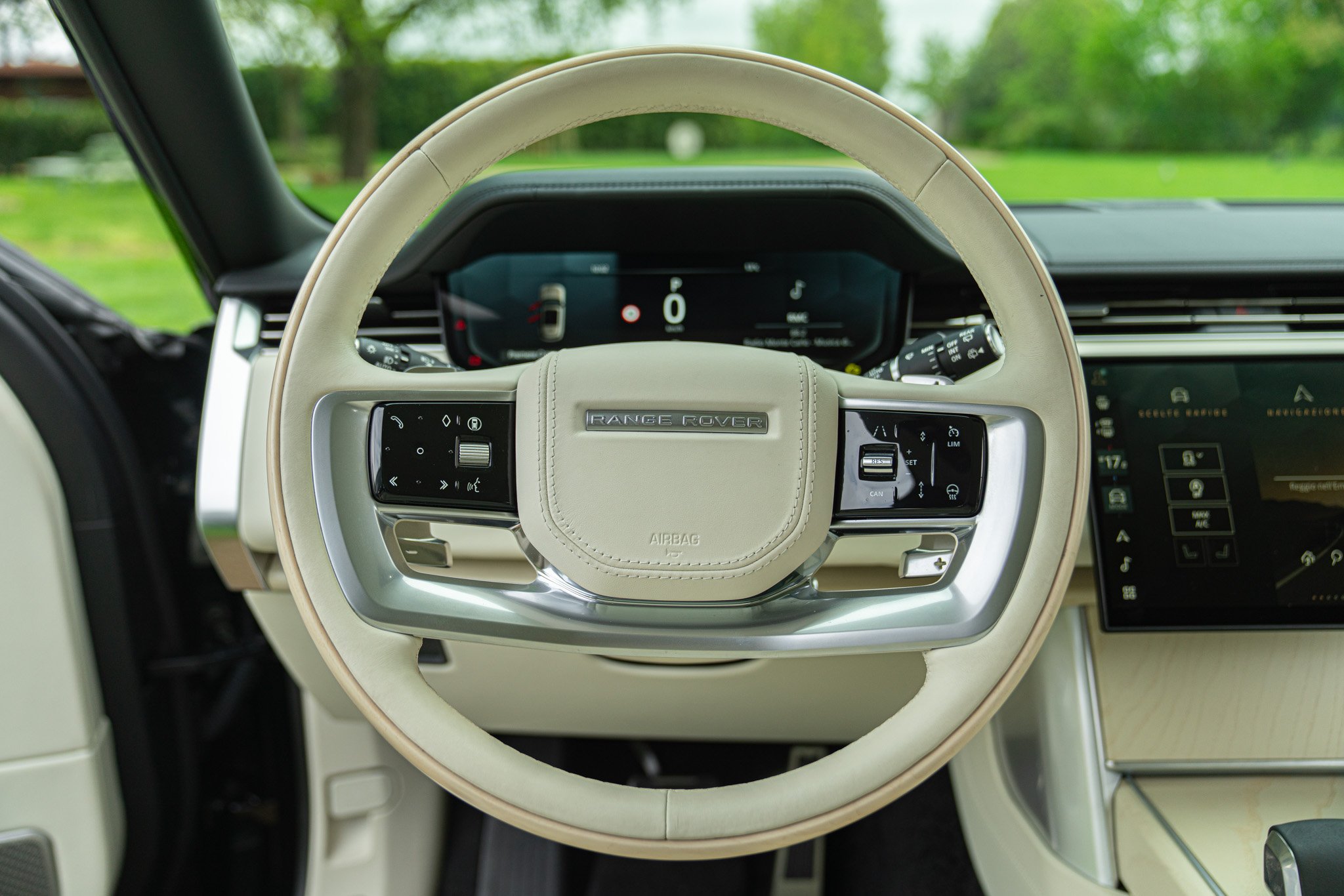 Land Rover RANGE ROVER 4.4 V8 AUTOBIOGRAPHY 