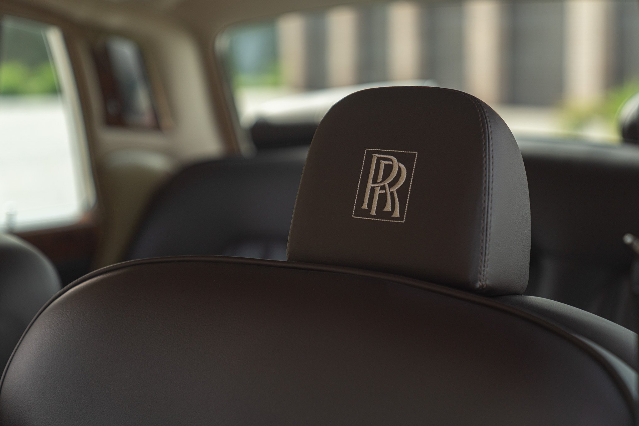 Rolls Royce SILVER SHADOW 