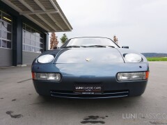 Porsche 928 S4