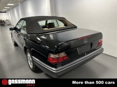 Mercedes Benz E 320 Cabriolet - A124 