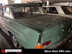 Mercedes Benz 190 C Limousine Heckflosse - W110 B I 