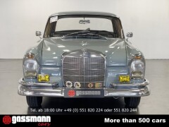 Mercedes Benz 220 SEB Heckflosse W111 