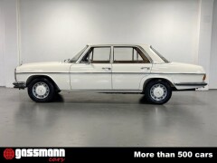 Mercedes Benz 280 E /8 Limousine - W114 