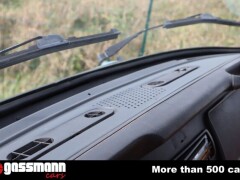 Volkswagen T2 Camper Bus - High Roof / Hochdach 