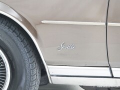 Cadillac Seville \'77  