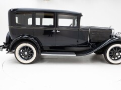 Peerless Six Model 61 \'29 