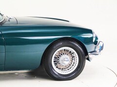 MG B \'66 