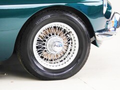 MG B \'66 