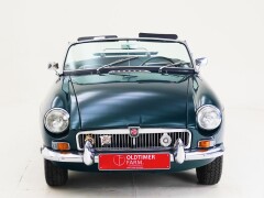 MG B \'66 