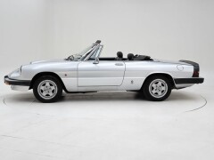 Alfa Romeo 2000 Spider 3 \'84 