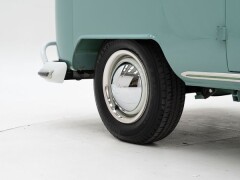Volkswagen T1 Kombi 21 Windows \'64 