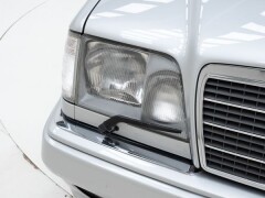 Mercedes Benz E 36 AMG + Hardtop \'95 