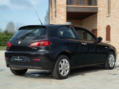 Alfa Romeo 147 JTD M 