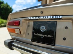 Alfa Romeo GTV 2000 