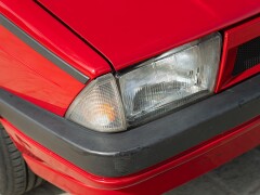 Alfa Romeo 75 
