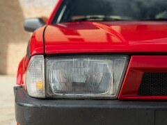 Alfa Romeo 75 