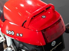 Ducati 900 SS 