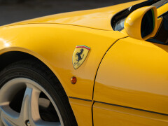 Ferrari F355 F1 SPIDER 