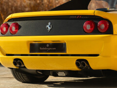 Ferrari F355 F1 SPIDER 