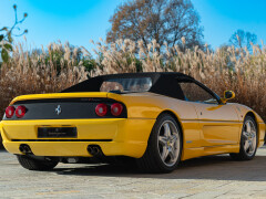 Ferrari F355 F1 SPIDER 