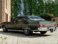 Ford GRAN TORINO 4 DOOR 5.7 V8 BROUGHAM 