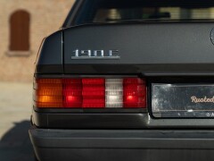 Mercedes Benz 190 E 