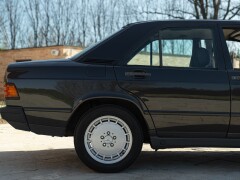 Mercedes Benz 190 E 