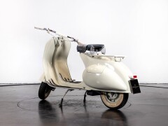 Piaggio Vespa 125 