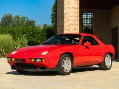 Porsche 928 S 