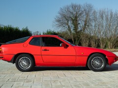 Porsche 924 