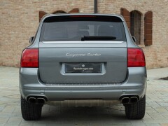 Porsche CAYENNE TURBO 