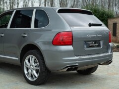 Porsche CAYENNE TURBO 